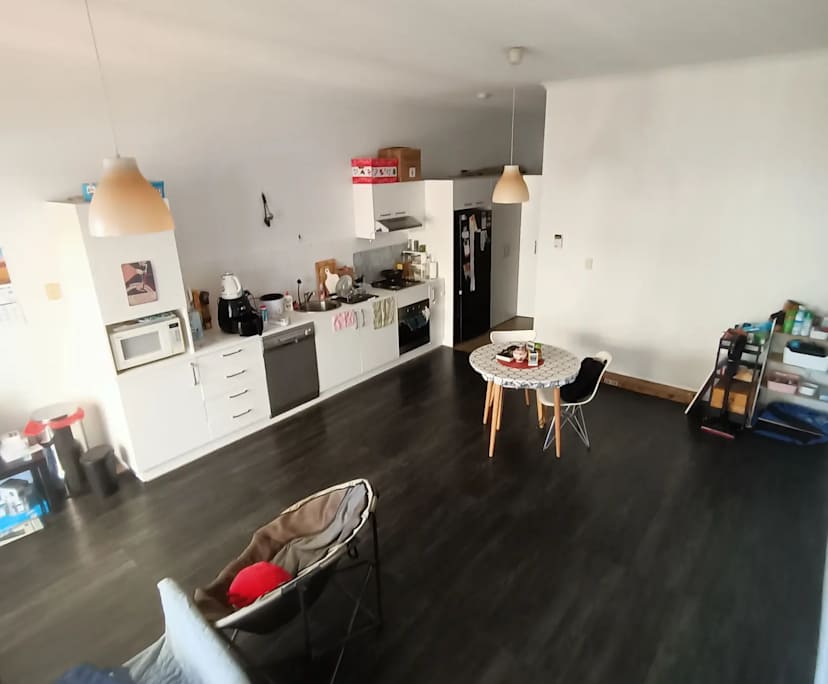 Room in a share house