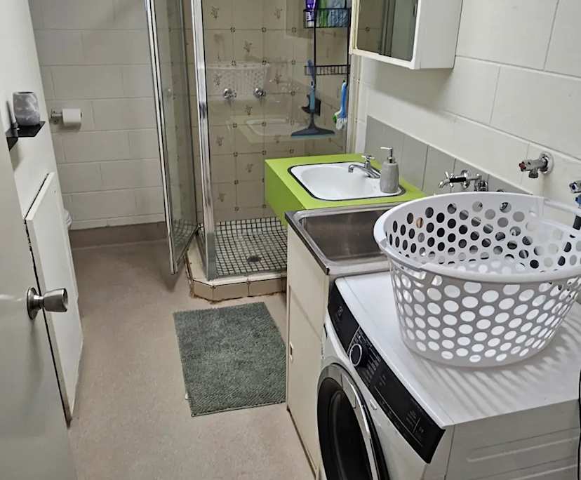 $400, Studio, 1 bathroom, Edge Hill QLD 4870