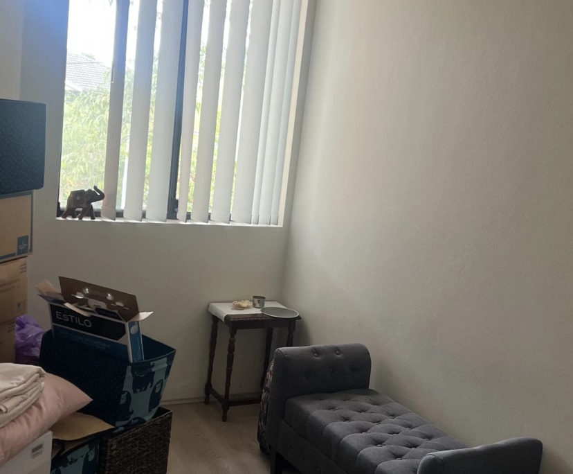 Unfurnished room in a flatshare