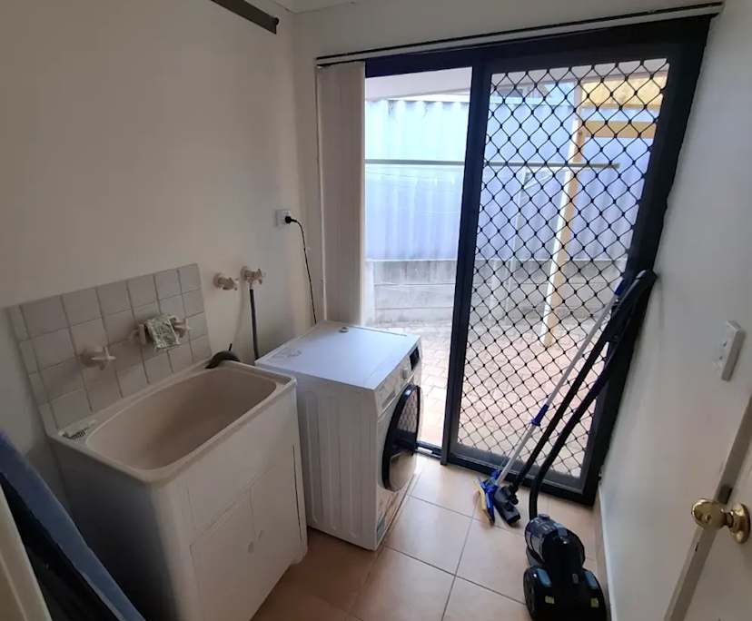 $315, Flatshare, 3 bathrooms, Innaloo WA 6018