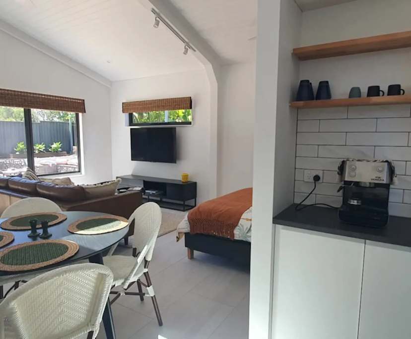 Furnished room studio flat for rent