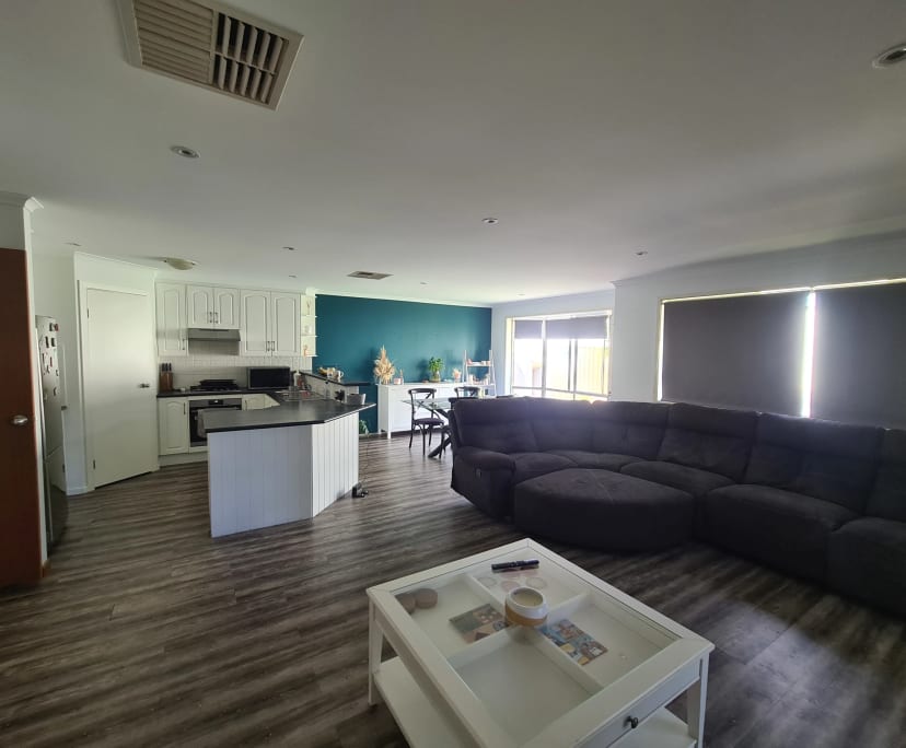 2 Rooms for Rent in Burton, Adelaide 200, Unfurni...