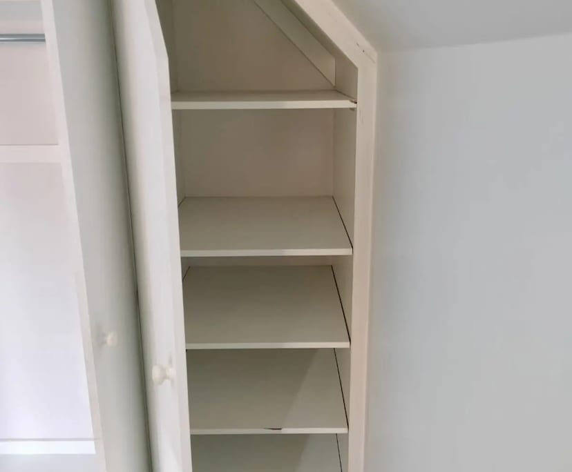 $225, Share-house, 6 bathrooms, Camberwell VIC 3124