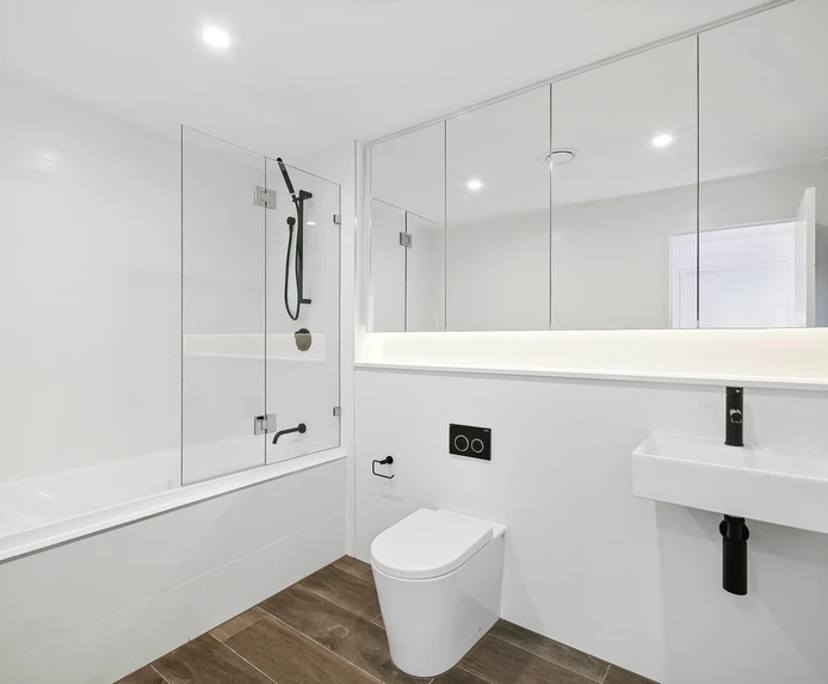 $1,630, Whole-property, 3 bathrooms, Rosebery NSW 2018