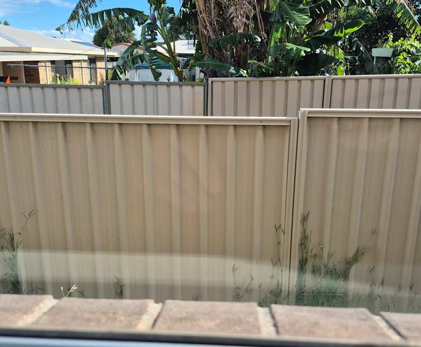 $290, Share-house, 2 bathrooms, Kearneys Spring QLD 4350