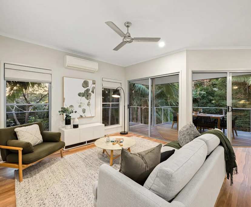 Whole property with 2 rooms for rent
