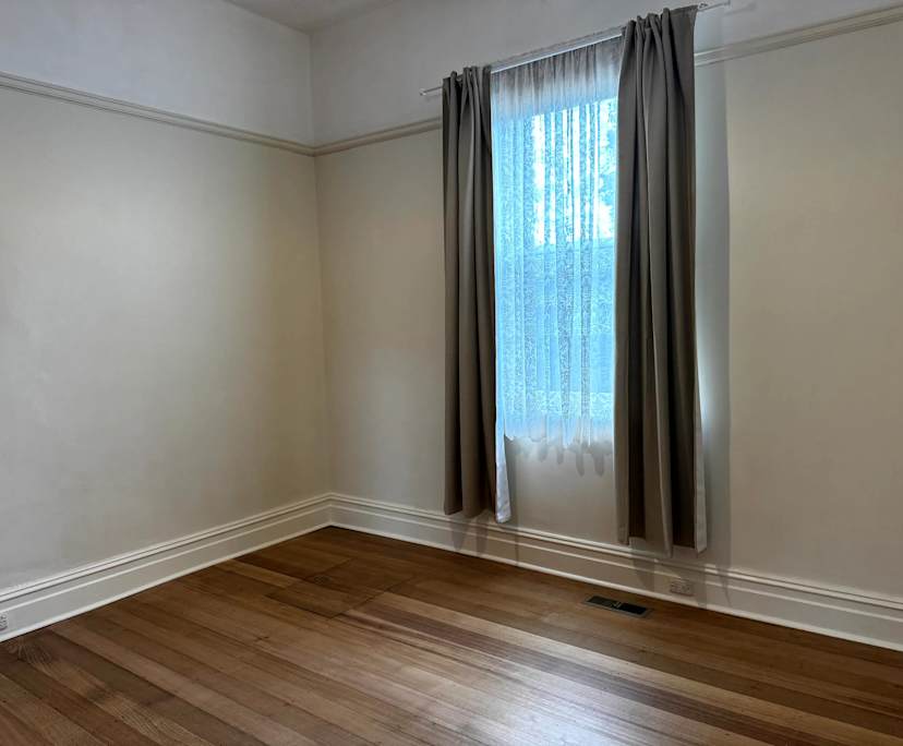 Unfurnished room in a share house