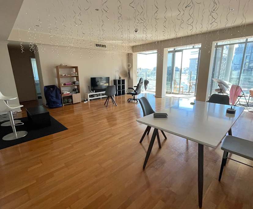 Furnished room in a share house