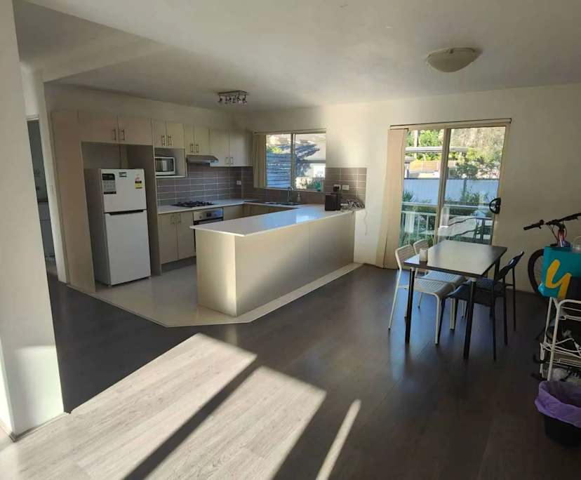 Whole property with 3 rooms for rent