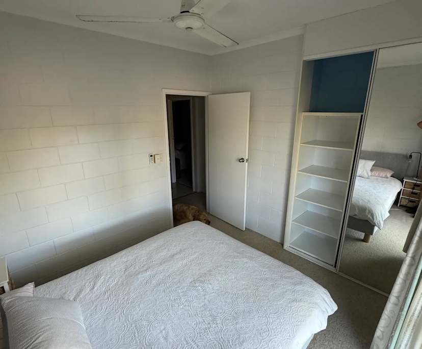 Furnished room in a share house