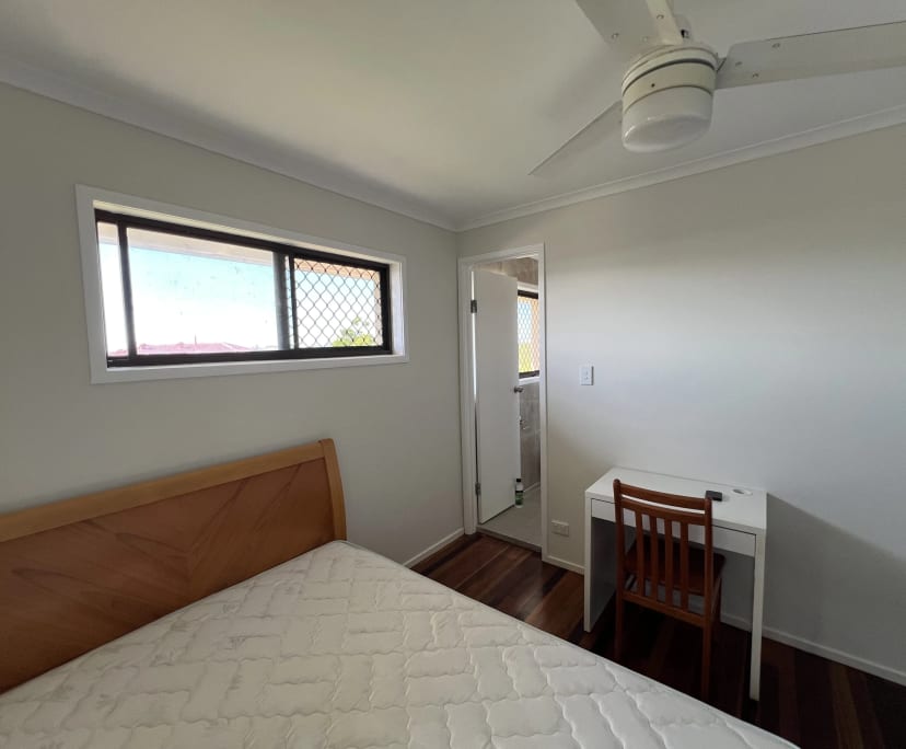 $290, Share-house, 4 bathrooms, Runcorn QLD 4113