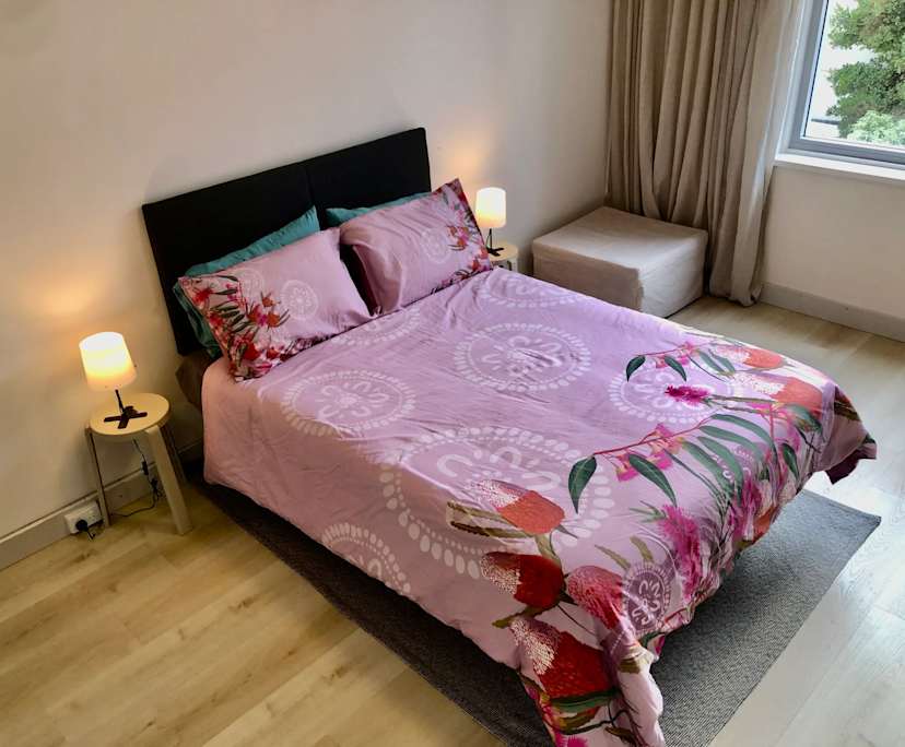 Furnished room in a flatshare