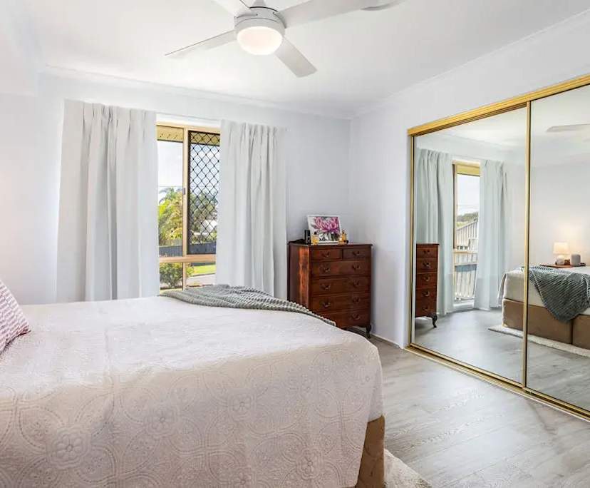 $670, Whole-property, 4 bathrooms, Collingwood Park QLD 4301