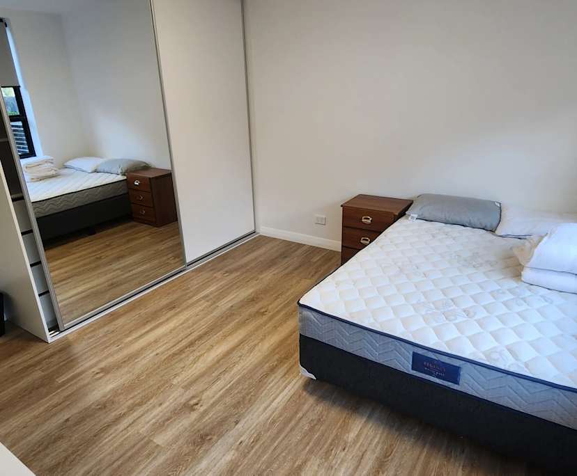 $800, Whole-property, 2 bathrooms, Caulfield South VIC 3162