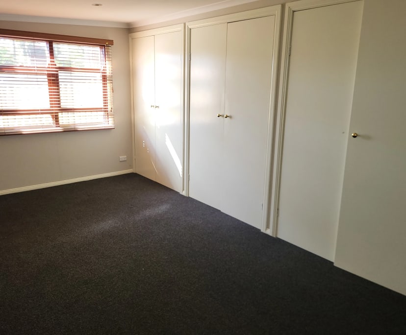 Granny Flat for Rent in Galston, Sydney 400, Unfu...