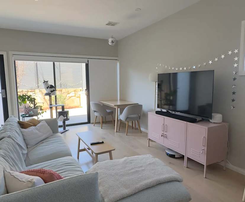 Unfurnished room with own bathroom