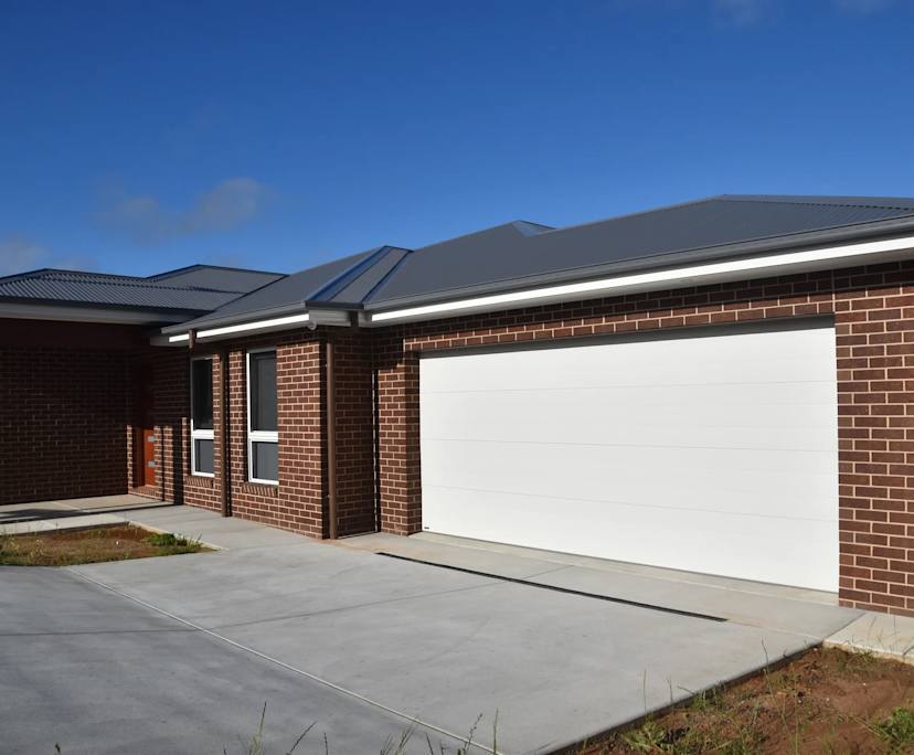 $260, Share-house, 4 bathrooms, Gobbagombalin NSW 2650