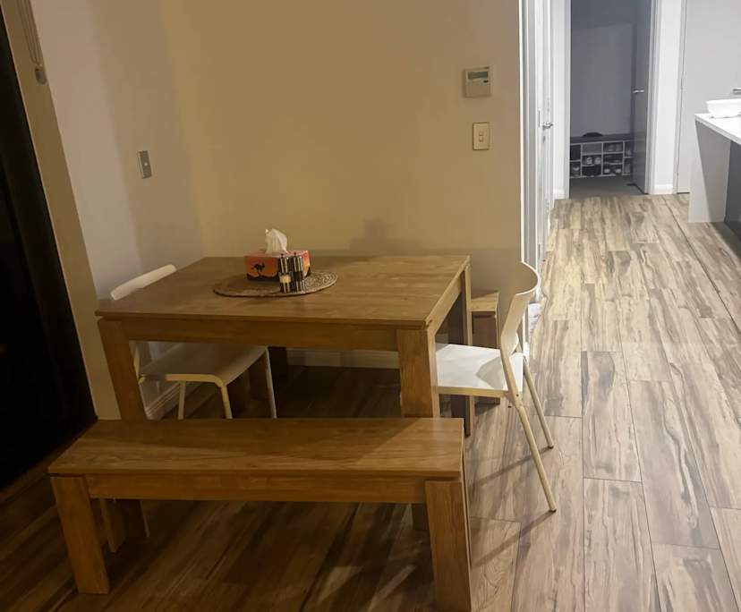 $300, Flatshare, 3 bathrooms, Mascot NSW 2020