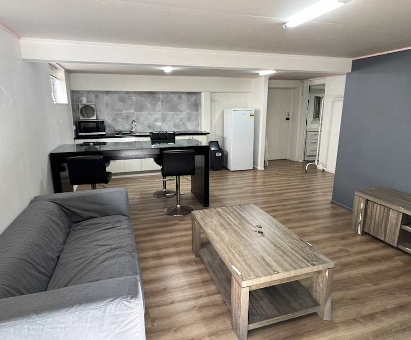 Furnished room with own bathroom