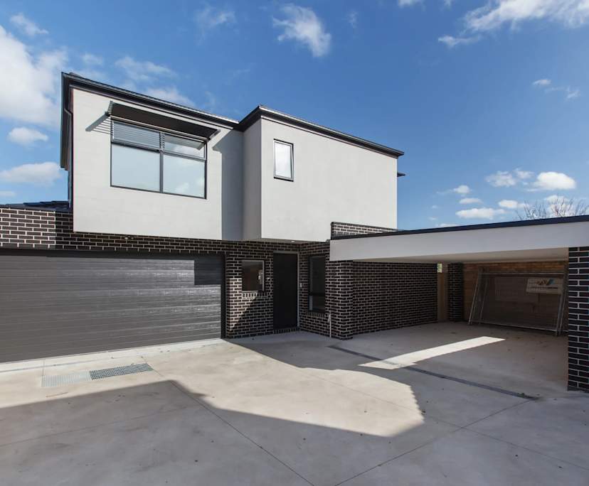 $305, Share-house, 6 bathrooms, Kingsbury VIC 3083