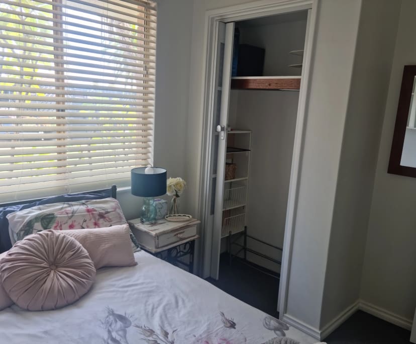 $300, Share-house, 4 bathrooms, Alexander Heights WA 6064