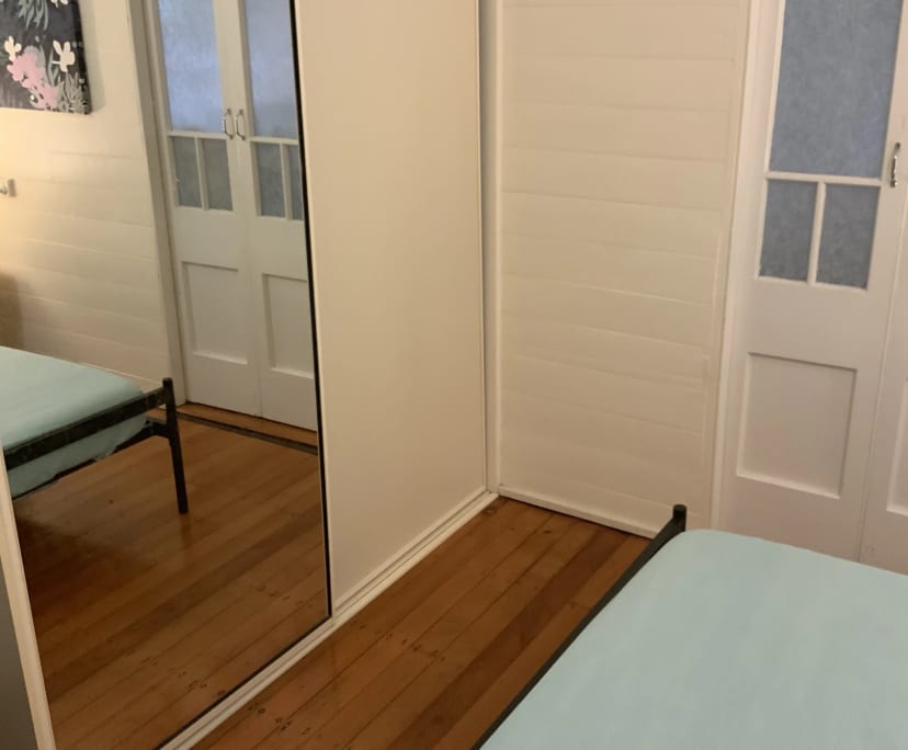 $160, Share-house, 3 bathrooms, Parramatta Park QLD 4870