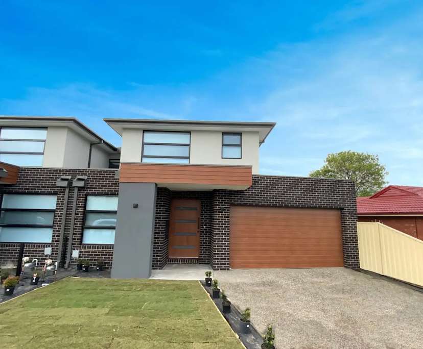 Furnished room with ensuite in a share house