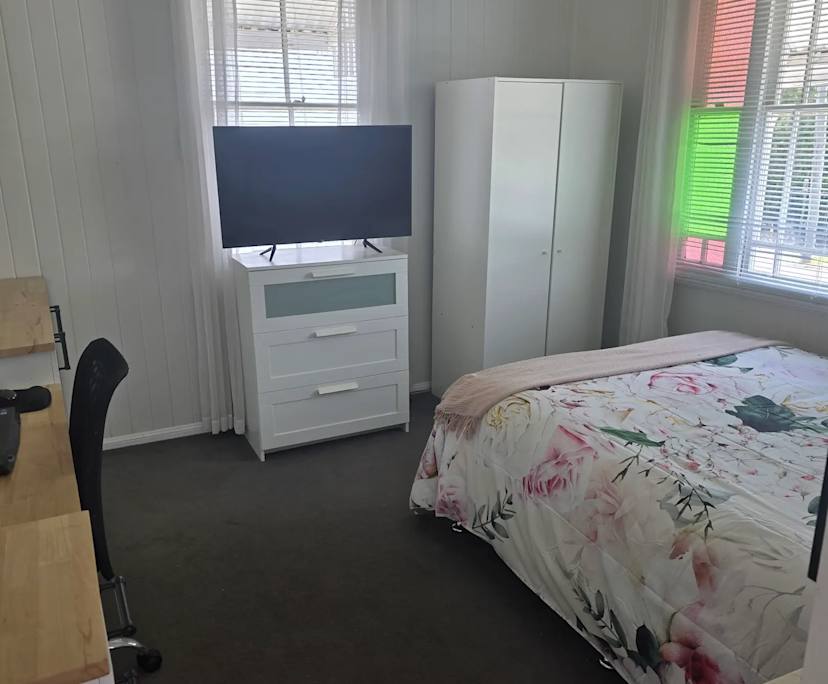 $300, Share-house, 4 bathrooms, Ipswich QLD 4305