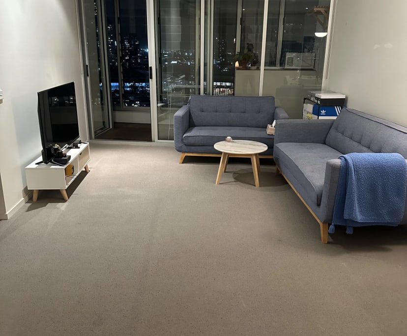 Furnished room in a flatshare