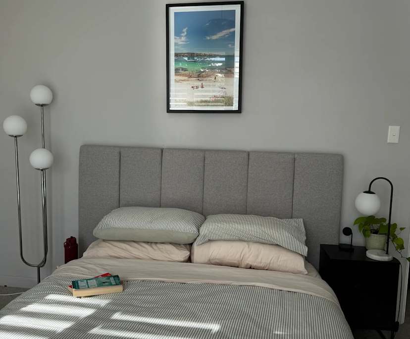 Unfurnished room with ensuite in a flatshare