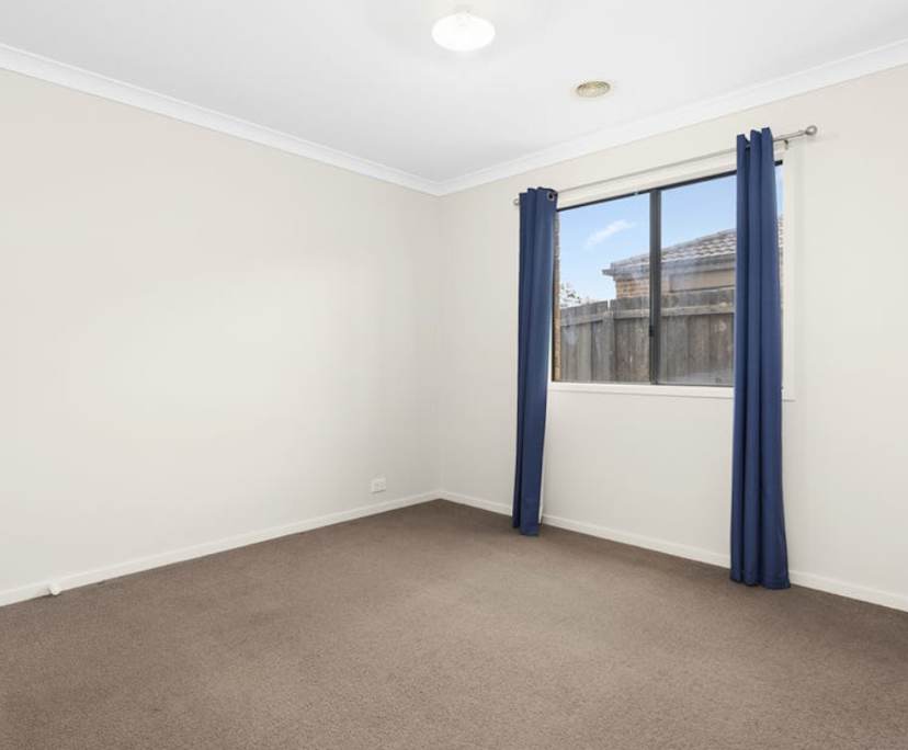 Unfurnished room in a share house