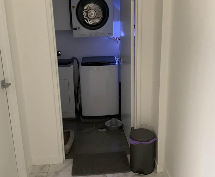 $380, Homestay, 2 bathrooms, Gosford NSW 2250