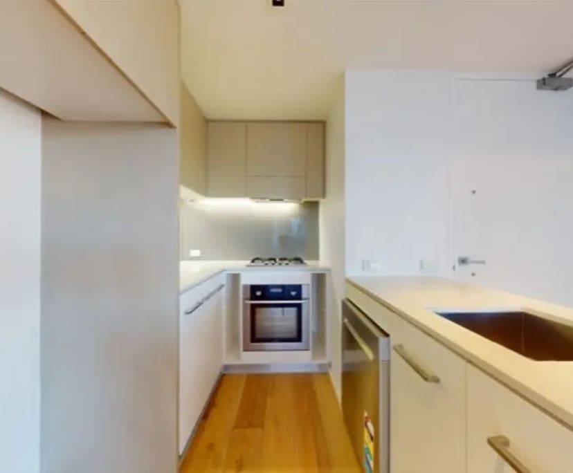 Furnished room in a flatshare