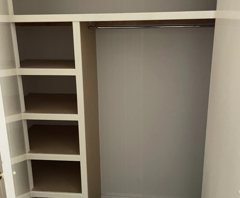 Unfurnished room in a flatshare