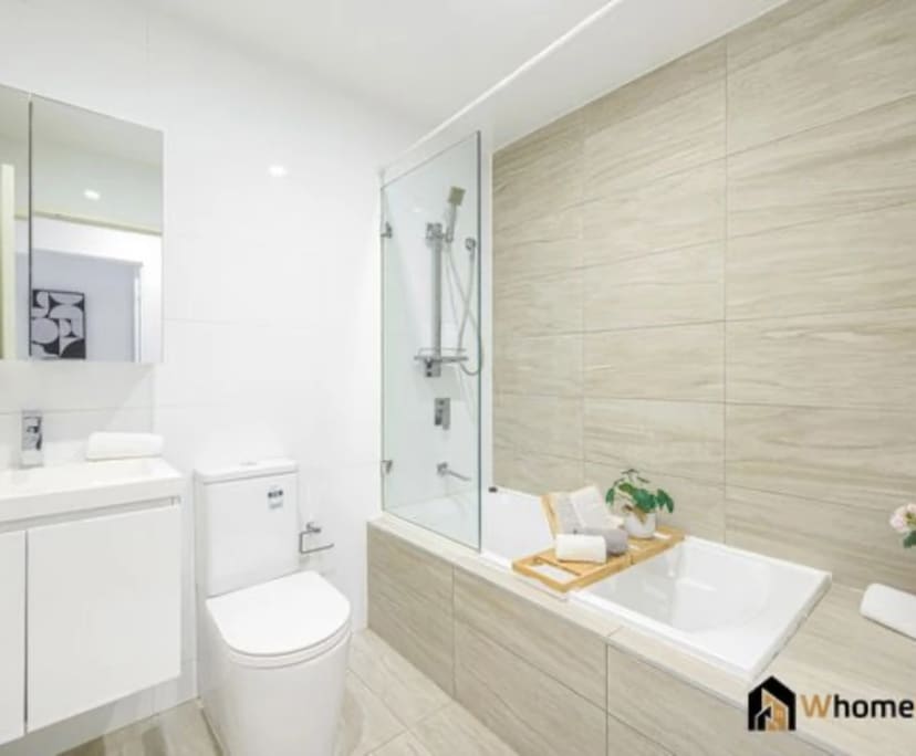 Unfurnished room with own bathroom