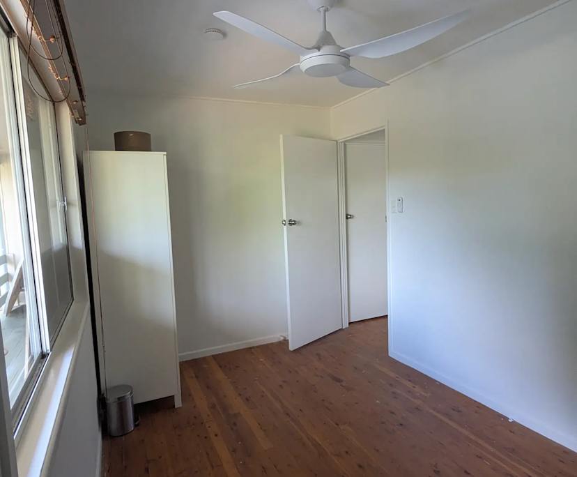 $240-300, Student-accommodation, 4 rooms, Kallangur QLD 4503, Kallangur QLD 4503