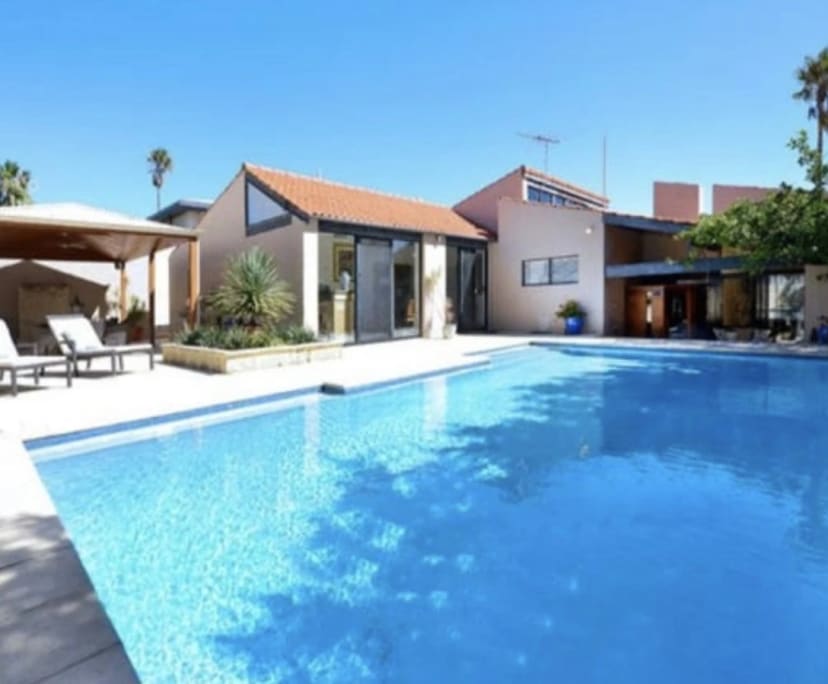 Unfurnished room in a share house