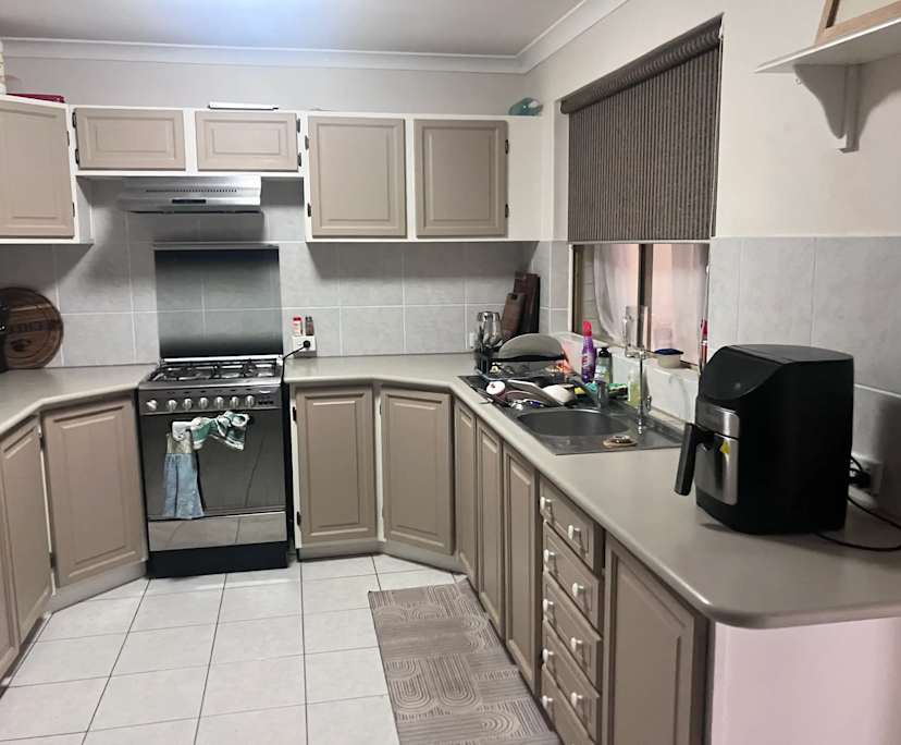 Whole property with 4 rooms for rent