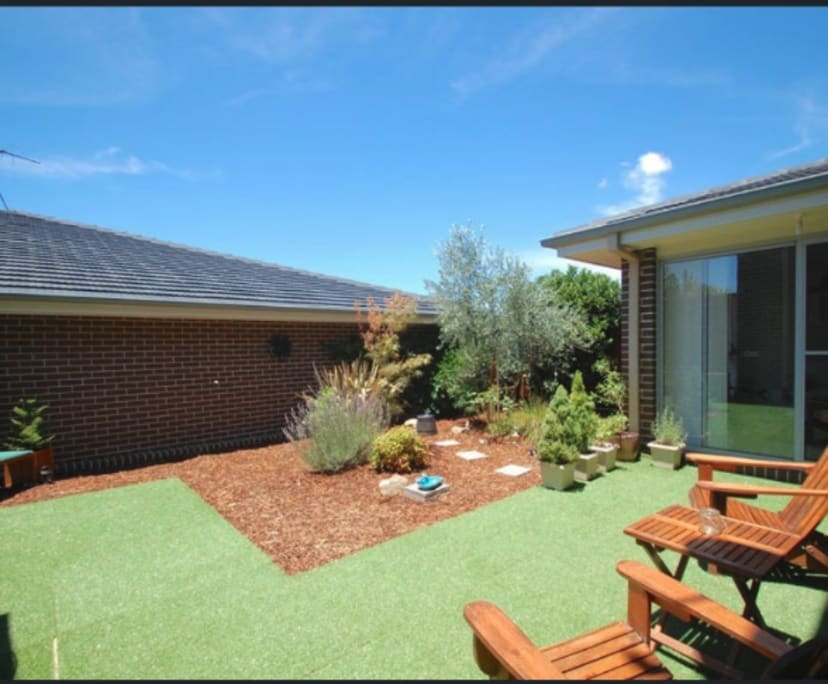 3 Rooms for Rent in Dunlop, Canberra 190, Unfurni...