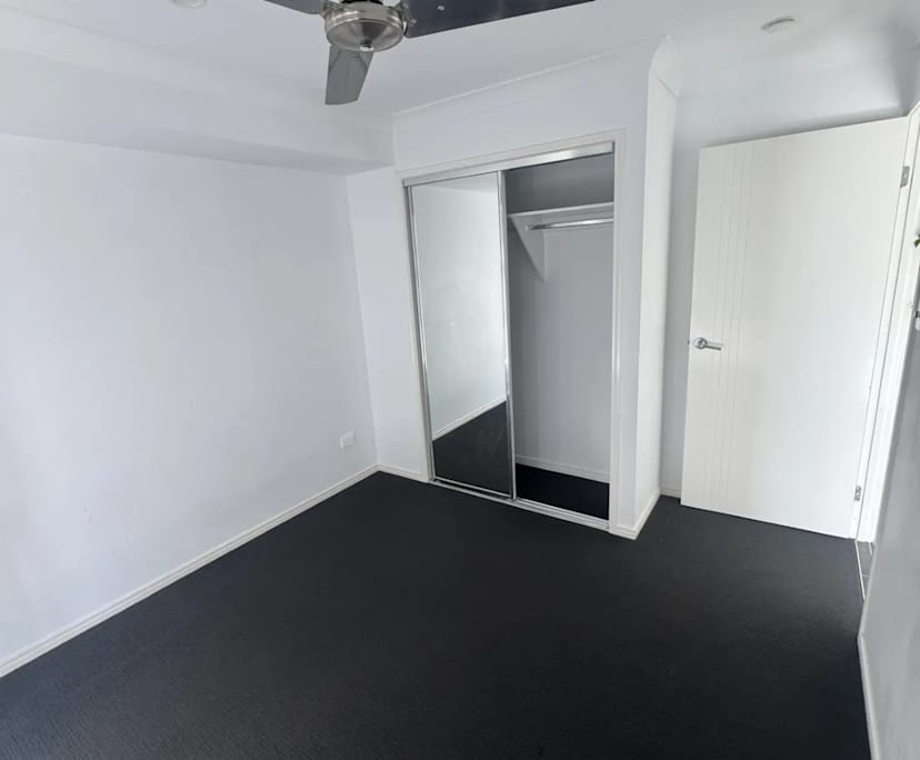 Unfurnished room in a share house