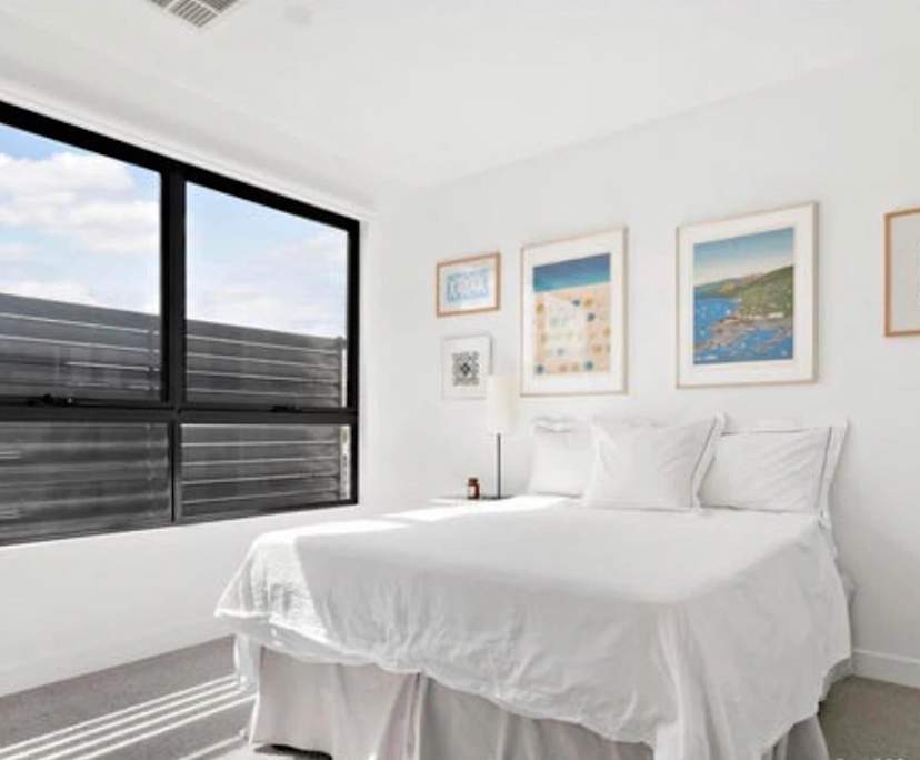 $375, Share-house, 2 bathrooms, Keilor East VIC 3033