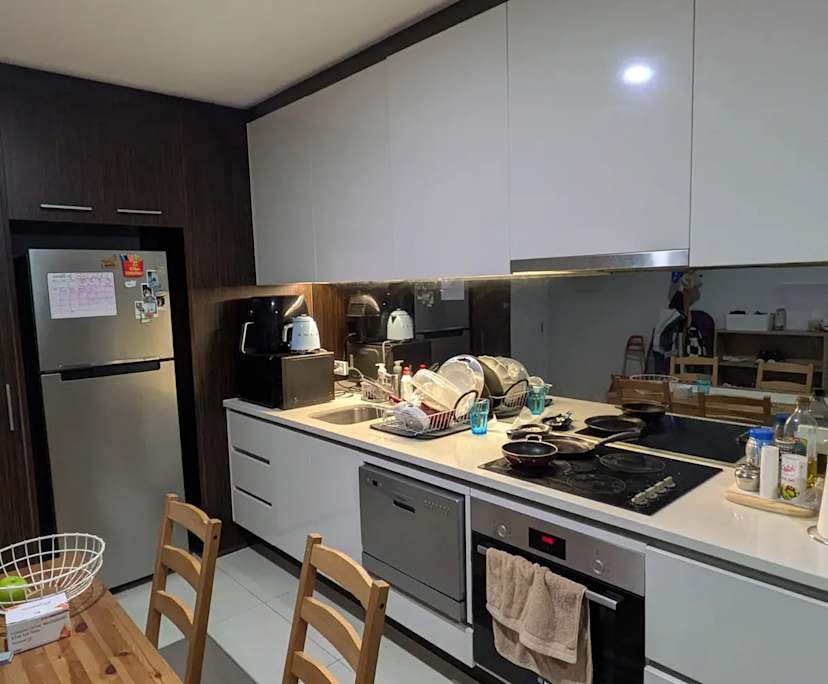Furnished room in a flatshare