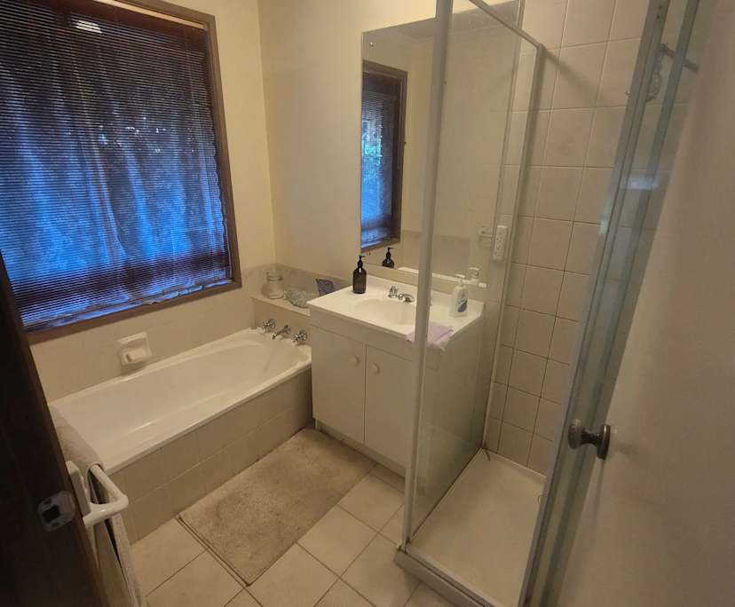 $300, Share-house, 2 bathrooms, Rowville VIC 3178