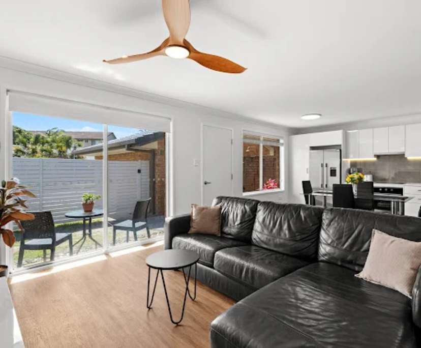 $400, Share-house, 3 bathrooms, Coolangatta QLD 4225