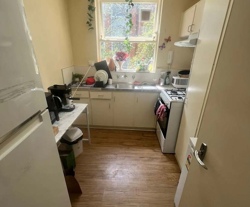 $340, Share-house, 3 bathrooms, South Yarra VIC 3141