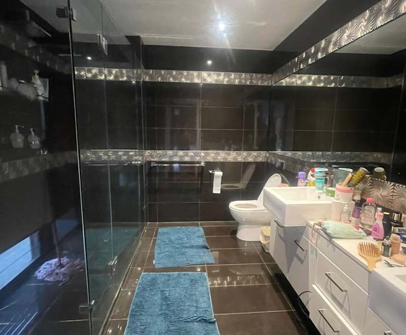 $350, Share-house, 5 bathrooms, Newport VIC 3015