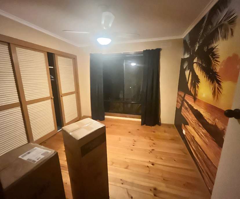 $300, Homestay, 3 bathrooms, Kangaroo Flat VIC 3555