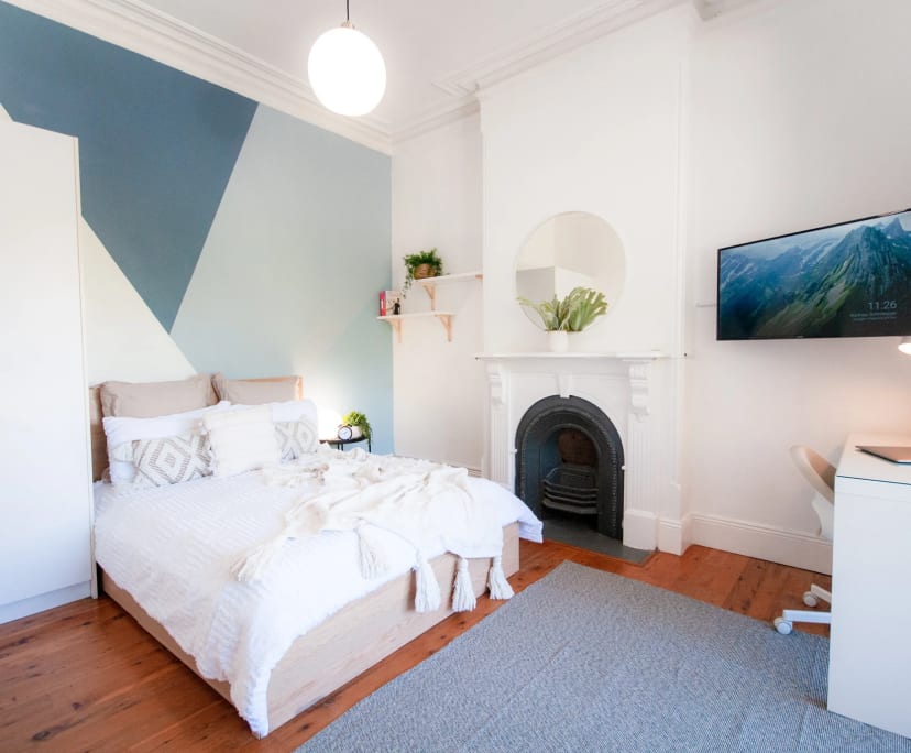 propertyImage