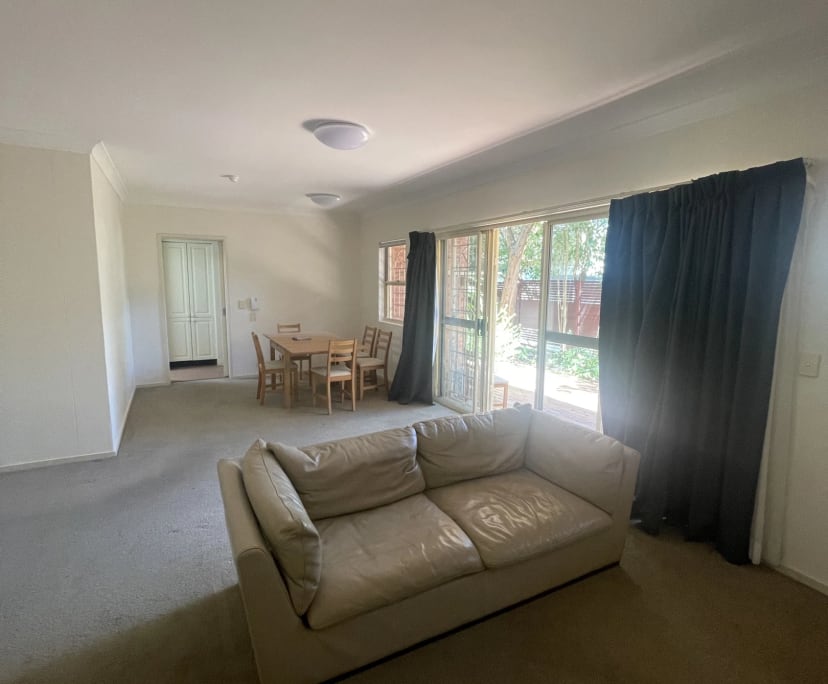Room for Rent in Chatswood, Sydney 370, Furnished...