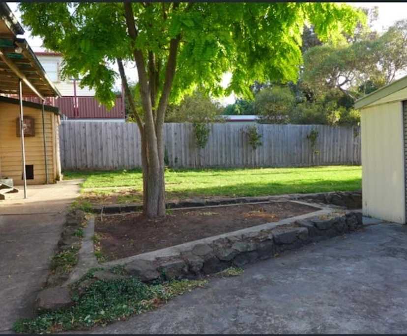Unfurnished room in a share house
